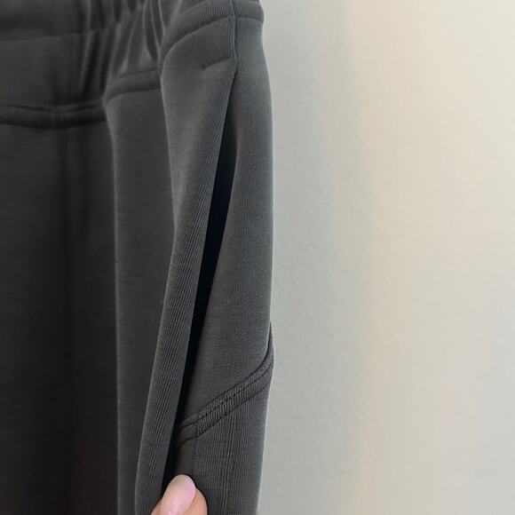 Lululemon Soft Ambitions Softstreme High Rise Crop Graphite Grey Size 10 NWOT - Picture 6 of 11